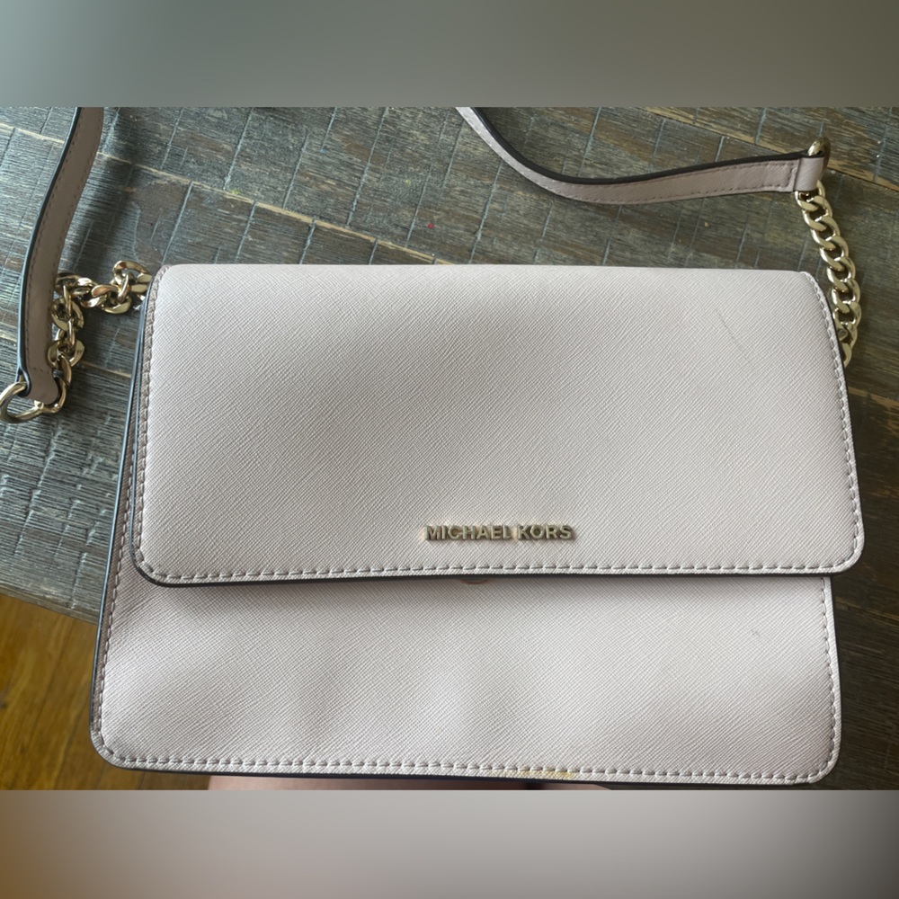 Pink purse Michael Kors